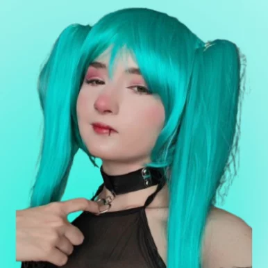 Photo of model @babydinafox