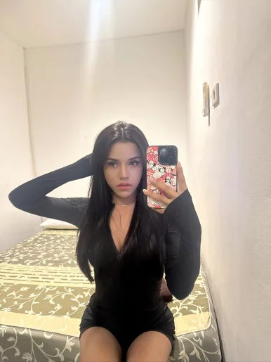 Photo of model @balloonxxx