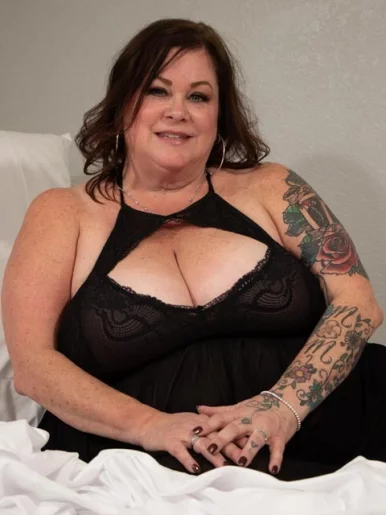 Photo of model @bambibouchet46ifree