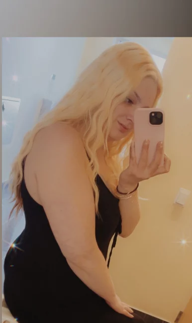 Photo of model @bayleesummers