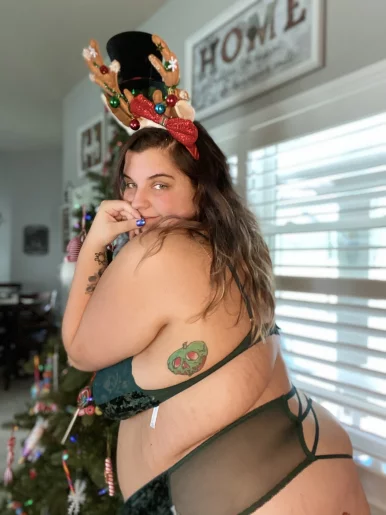 Photo of model @bbygirl_blairr