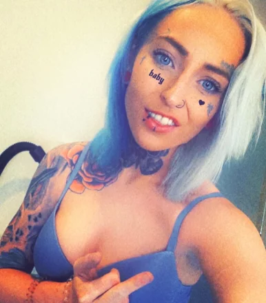 Photo of model @bbyyblue92