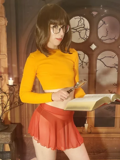 Photo of model @beautifulbarbarella