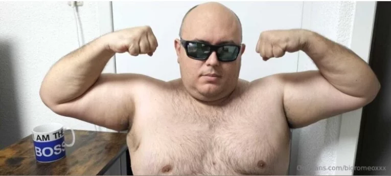 Photo of model @bigromeoxxx