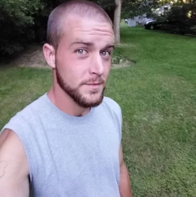 Photo of model @bigwhitedick69