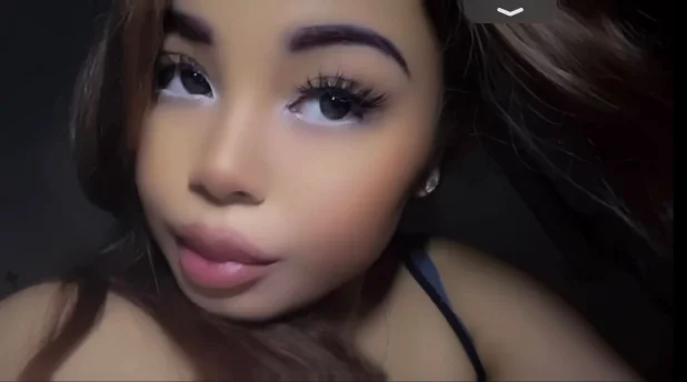 Photo of model @blackpearlanna