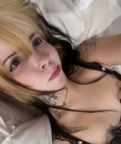 Photo of model @blackshotooo