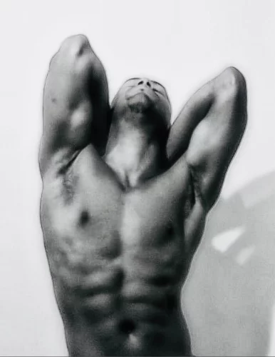 Photo of model @blackz7641182