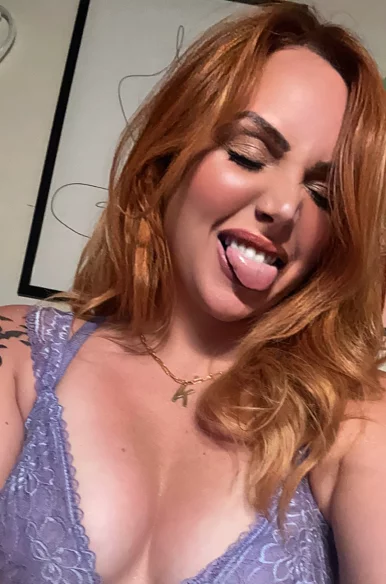 Photo of model @blazebabyxo