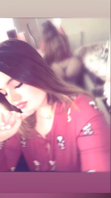 Photo of model @blondiebaex