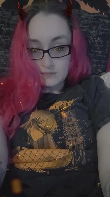 Photo of model @bloodydestruction