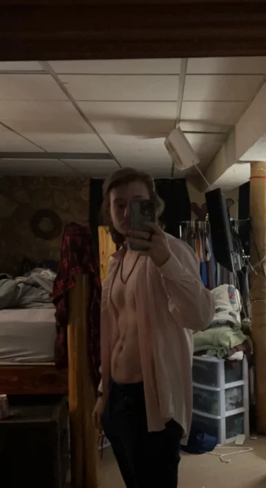 Photo of model @blue.eyed.lover