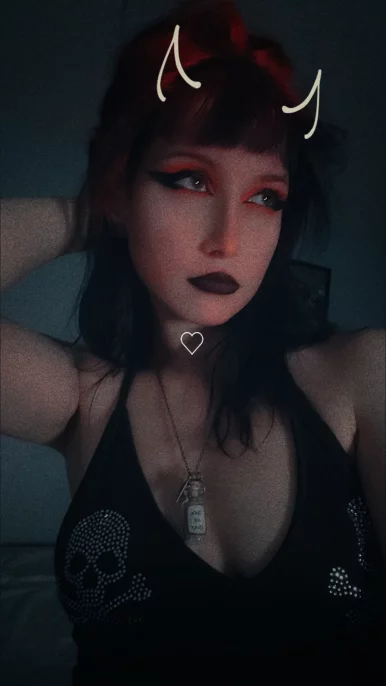 Photo of model @bluegothgf69