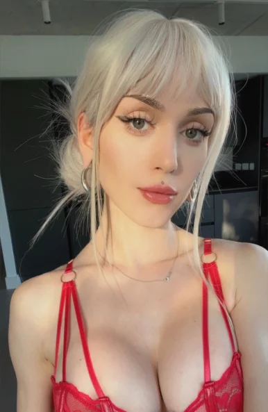 Photo of model @borntopeg