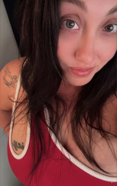 Photo of model @brattybae03