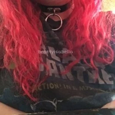 Photo of model @brattyisabella