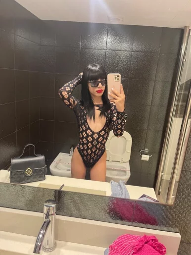 Photo of model @brisa.shine