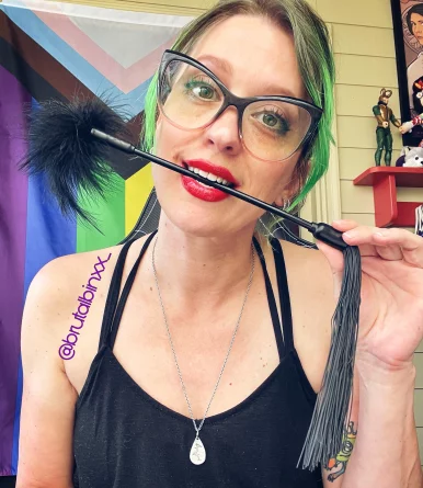 Photo of model @brutalbinxx