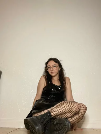 Photo of model @bubblyybitch