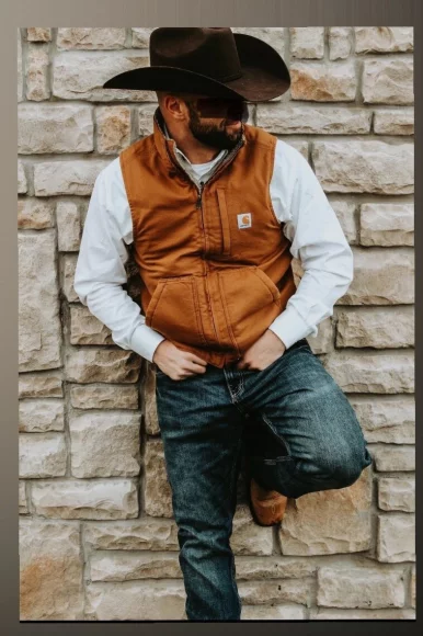 Photo of model @buckinbullx90