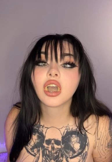 Photo of model @bullyfuc