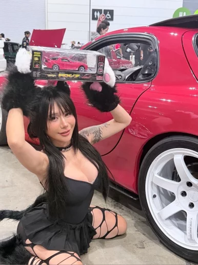 Photo of model @bunniemaii