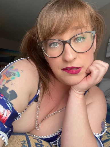 Photo of model @bustybexx