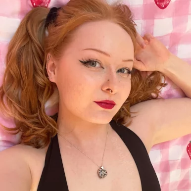 Photo of model @c4ndyfliss