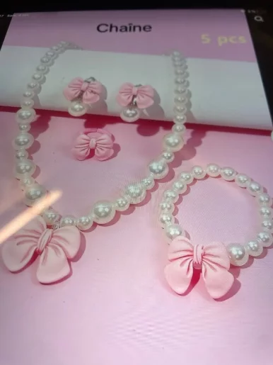 Photo of model @camfeet97