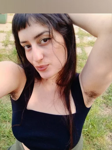 Photo of model @candecandys