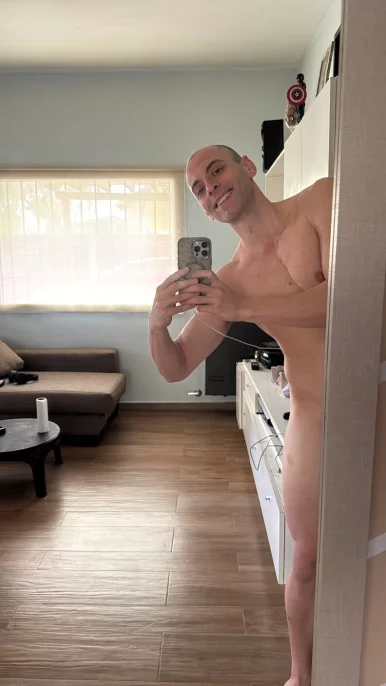 Photo of model @captainpapii