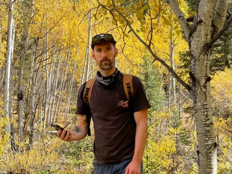 Photo of model @cardigankingfree