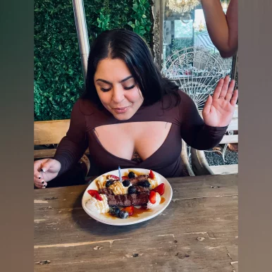 Photo of model @carmenvelvet