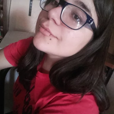 Photo of model @carolinebxby