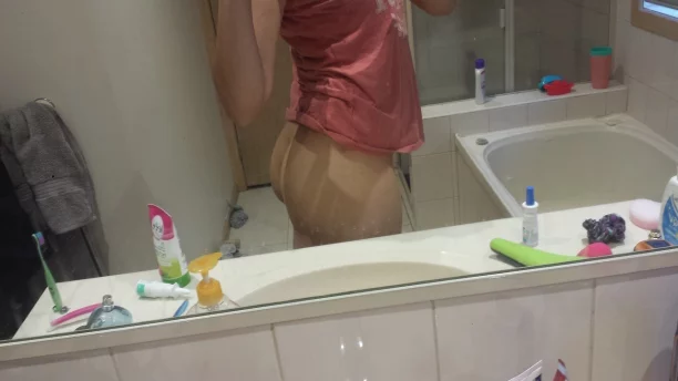 Photo of model @catkittyfunnz