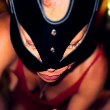 Photo of model @catnipcougar