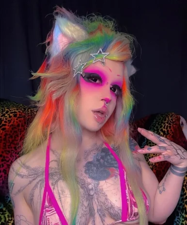 Photo of model @cattycannabliss