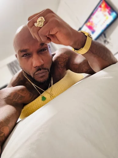 Photo of model @cesarbelifonteuncut