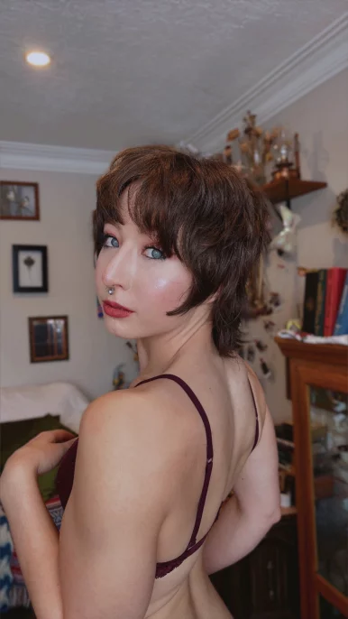 Photo of model @charlie_oasiss