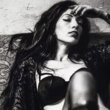 Photo of model @charmingcamilia