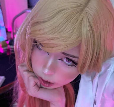 Photo of model @cheesyx