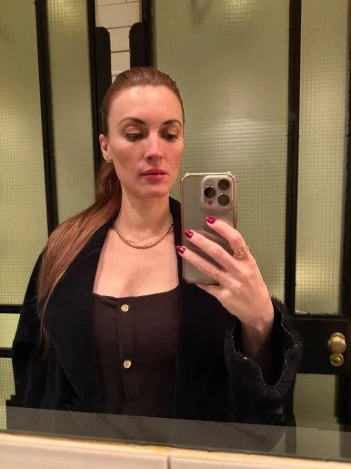 Photo of model @chelseared