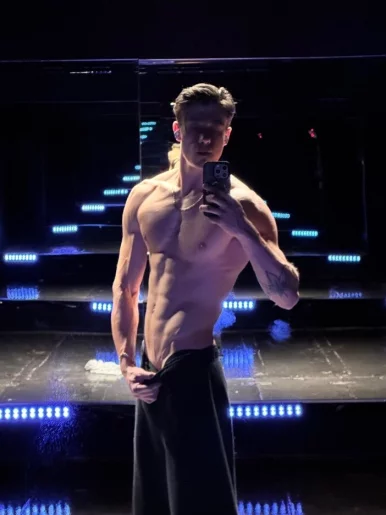 Photo of model @christianclapsfree