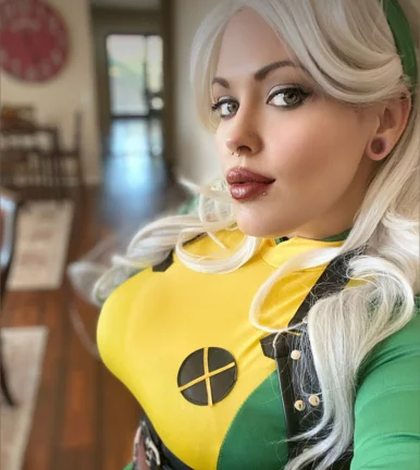 Photo of model @cinnamonanarchy