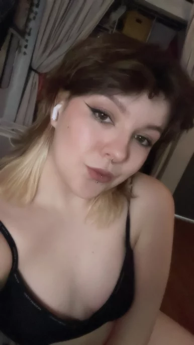 Photo of model @clancynsfw