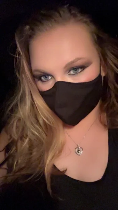 Photo of model @comeinnym