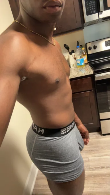 Photo of model @cravingkxn