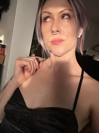 Photo of model @crazycattchick