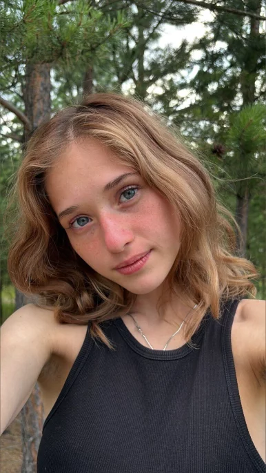 Photo of model @crazyfrogmia