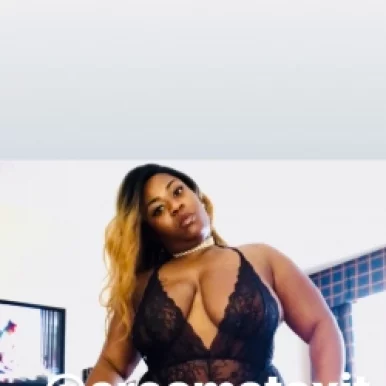 Photo of model @creamstaxit